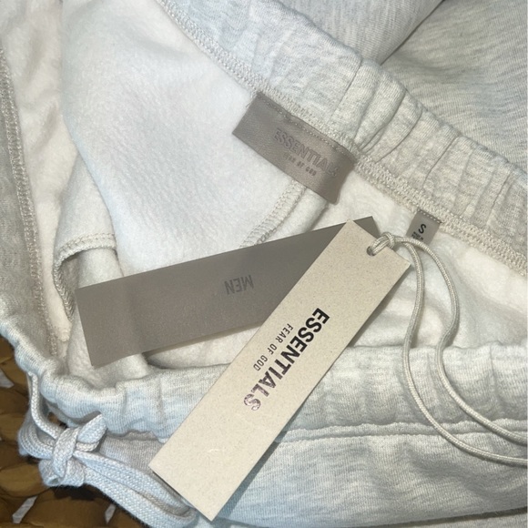 Fear of God Essentials Set - Picture 6 of 6